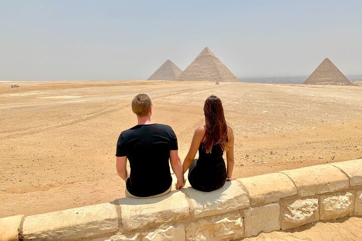 Private Tour to Giza Pyramids, Memphis, Saqqara and Camel Ride
