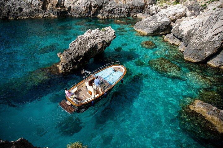 4 timmars privat båttur på Capri