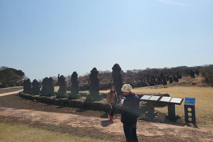 Privat tur Sangumburi Crater & Jeju stenpark på øen Jeju