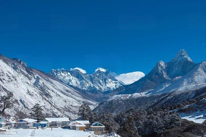 Everest Base Camp Trek 14 days With Expedia Holiday