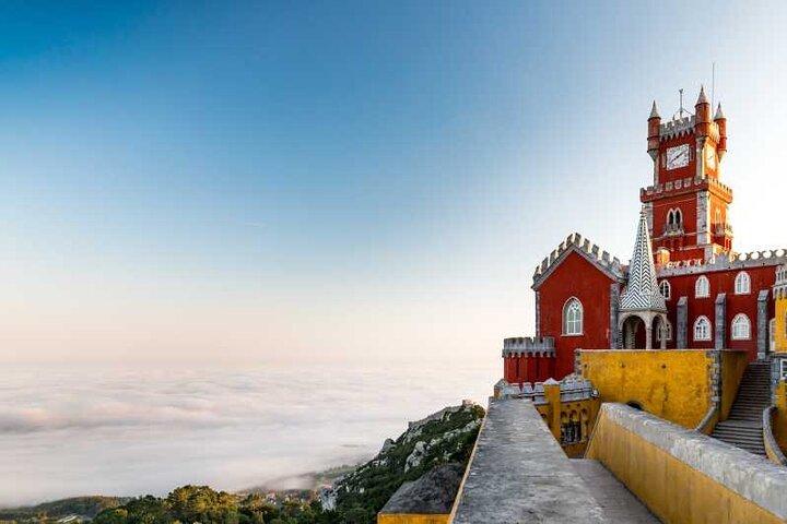 Sintra & Cabo da Roca - Private Van Tour