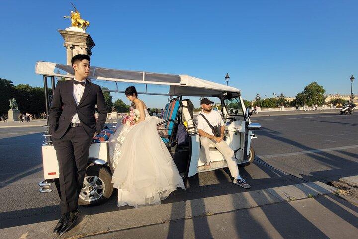 トゥクトゥクで行くパリ - 2時間のプライベートトゥクトゥクツアー