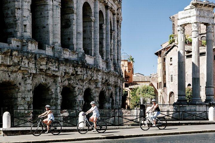 Highlights & Hidden Gems Tour med Top E-bike