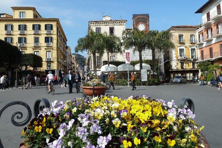 Privé transfer van Napels naar Sorrento
