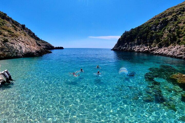 Hotéis em Dafina Bay & Bear's Bay