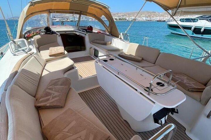 Atene Full Day Esclusiva navigazione verso Egina su uno yacht privato