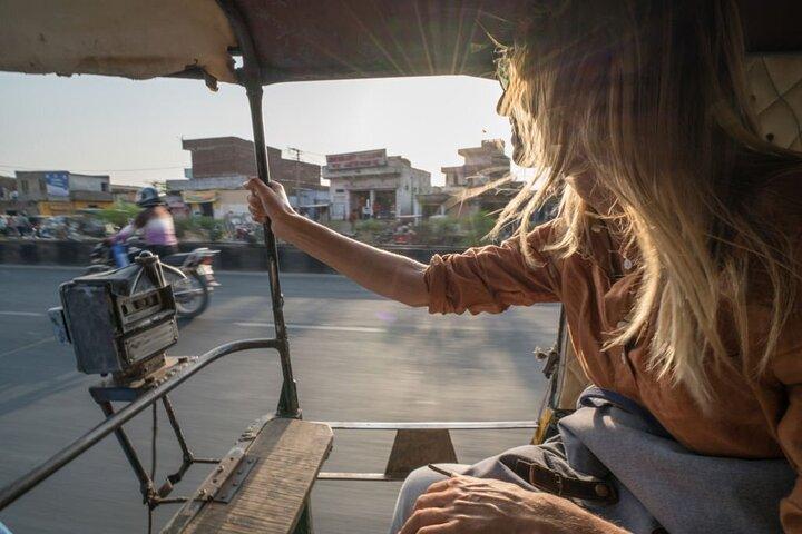 Agra: recorrido privado por el Taj Mahal, el fuerte de Agra y Baby Taj en Tuk-Tuk