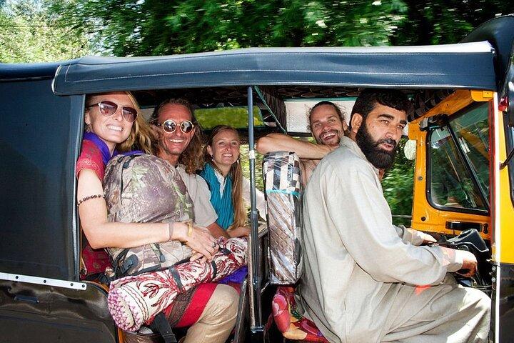 Agra: recorrido privado por el Taj Mahal, el fuerte de Agra y Baby Taj en Tuk-Tuk