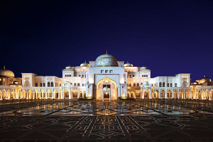 Qasr Al Watan & Louvre Museum Abu Dhabi (Per Selection) へのチケット