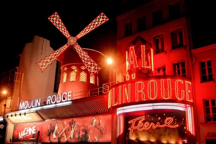 Private Paris City Night Sightseeing Tour by Car