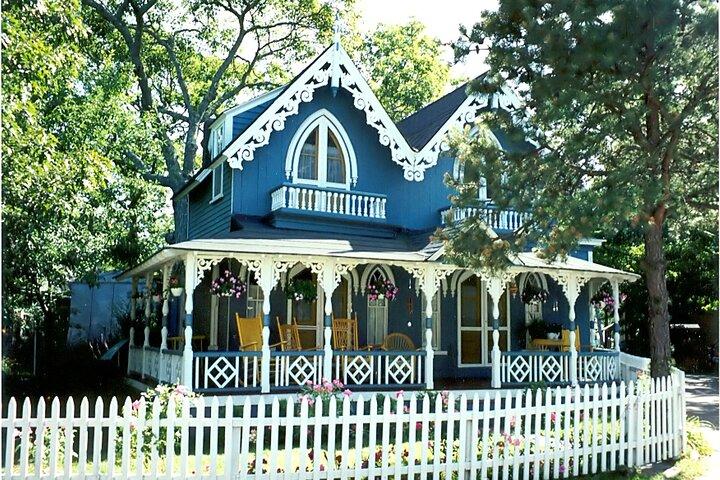 Martha’s Vineyard Self-Guided Driving & Walking Audio Tour
