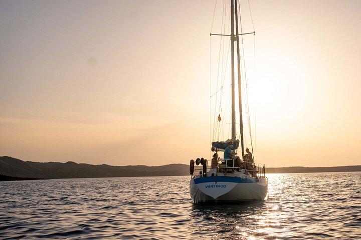 Puesta de Sol en Velero desde Fornells, Menorca