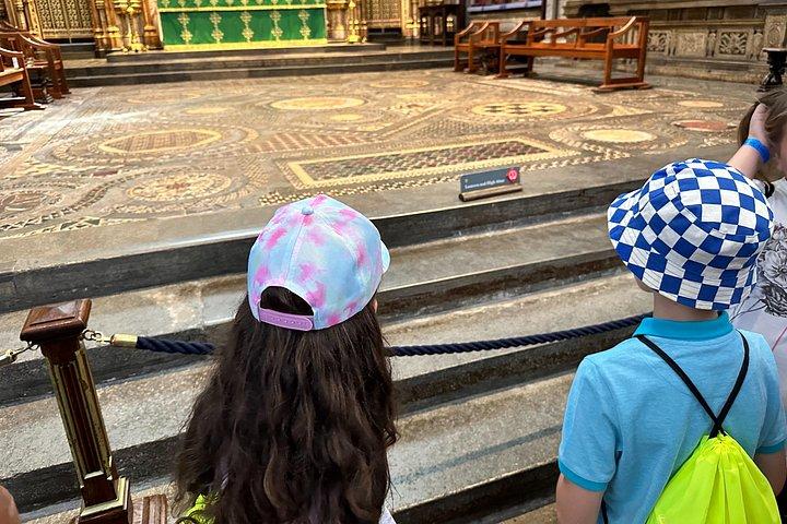 優先入場のロンドンウェストミンスター寺院とウェストミンスター市の子供向けツアー