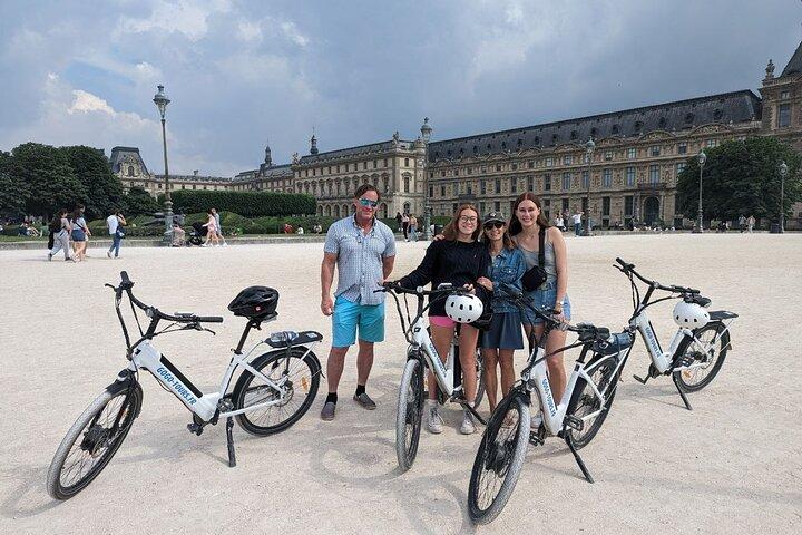 Visite privée de 2,5 - Heure Paris E-Bike Highlights