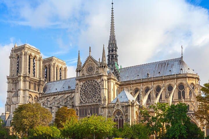 Paris with a Tuk Tuk - Private 3-Hour TukTuk Tour