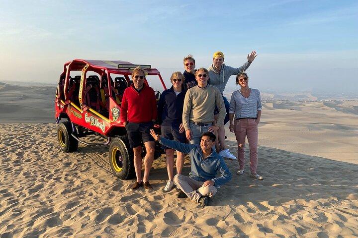 Volledige dag Nazca-lijnen (geogliefen) + Huacachina-oase (sandboarden)