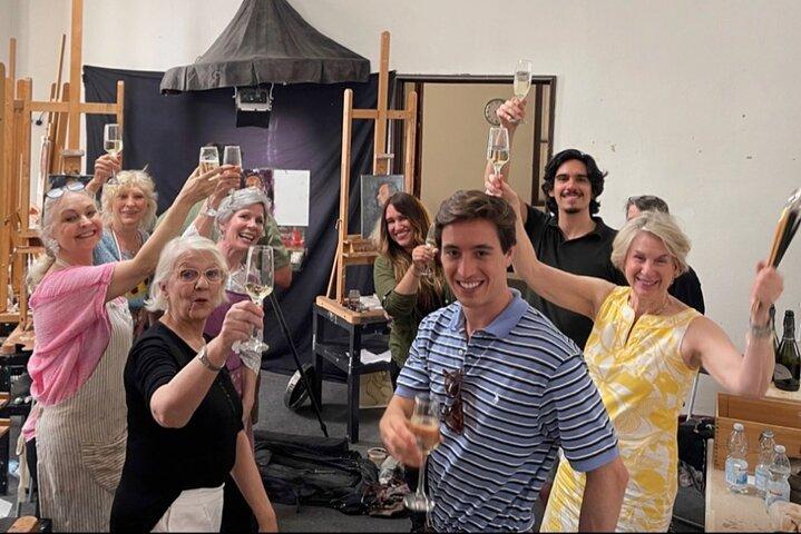 Inleiding tot beeldhouwkunst in Clay Class in The Florence Studio