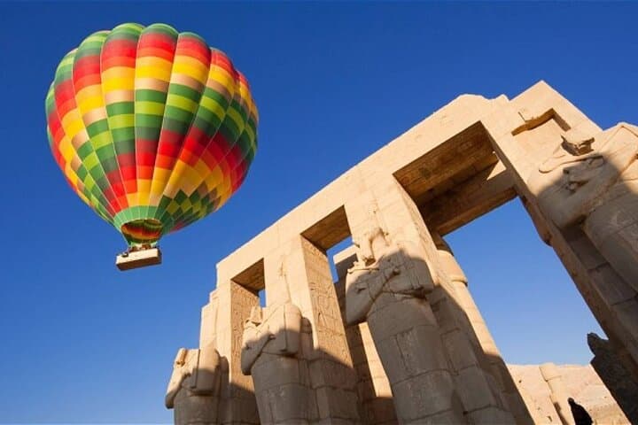 Private Sunrise Hot Air Balloon with West Bank Tour in Luxor