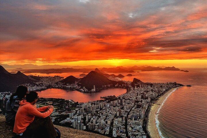 Caminhada de meio dia Morro Dois Irmaos e Favela do Vidigal