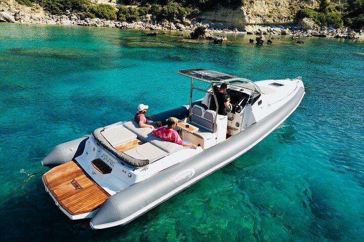 Privé luxe RIB-boot naar het eiland Symi of Lindos