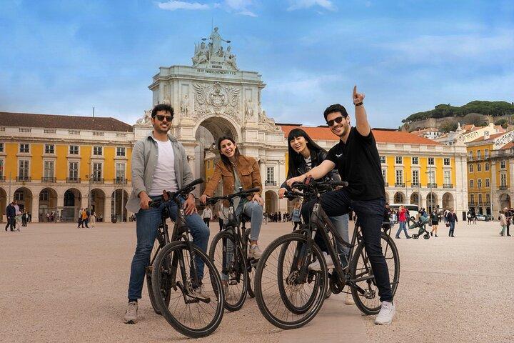 Privat rundvisning i Lissabon 360o: Bådtur, cykel, vandreture og sporvogn