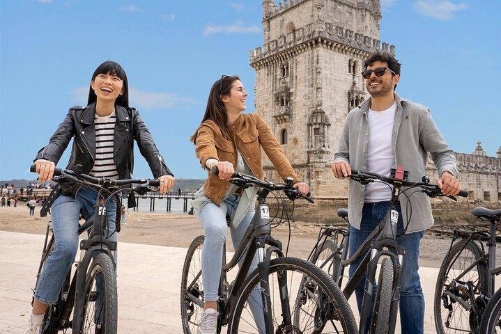 Privat rundvisning i Lissabon 360o: Bådtur, cykel, vandreture og sporvogn