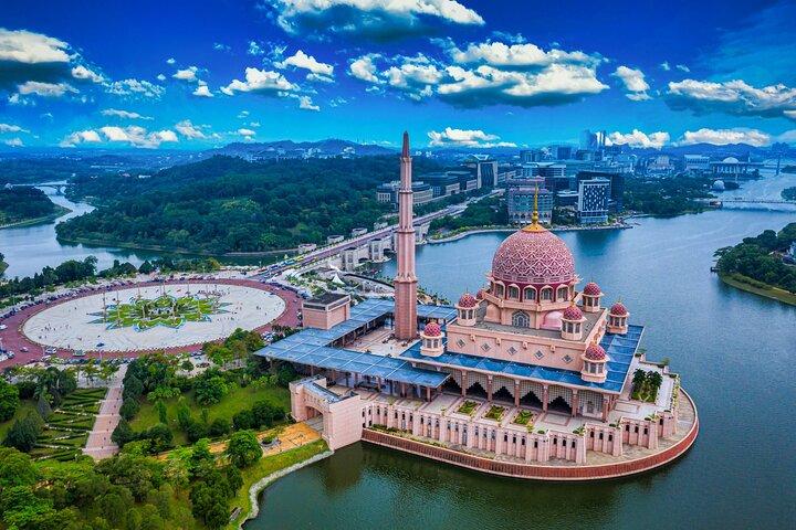 Visite privée de la ville de Kuala Lumpur, y compris les grottes de Putrajaya et de Batu
