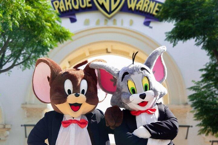 Excursion d'une journée au parc Warner au départ de Madrid