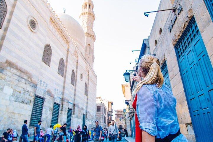 Excursión de medio día al centro de El Cairo con cena egipcia