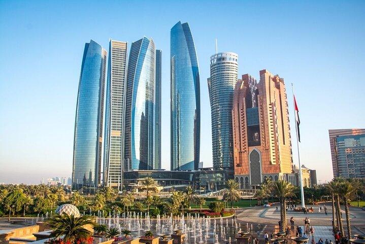 Abu Dhabi City Tour Sheikh Zayed Mosque, Ferrari World e mais