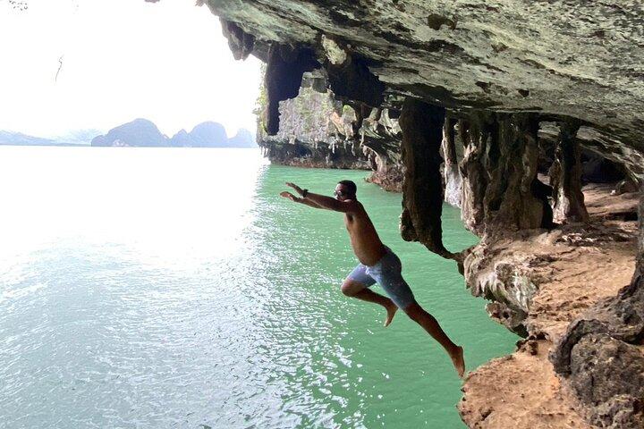 Excursão de barco particular na Ilha James Bond