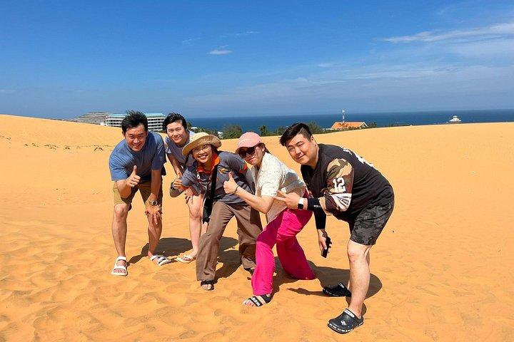 ホーチミンから：妖精の小川と砂丘とムイネー日帰り旅行