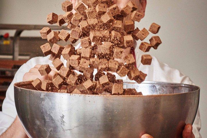 チョコレートマスターになろう! パリでチョコレートバーワークショップ