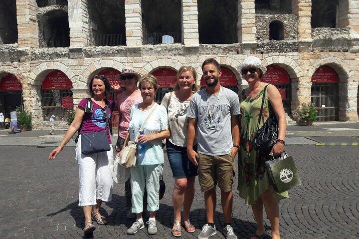 Verona : Arena Tour a pie sin colas & gemas ocultas secretas