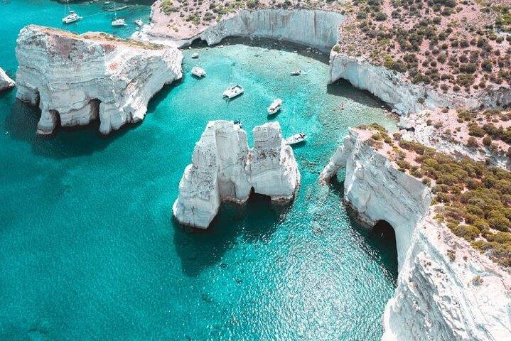 Excursion d'une demi-journée en bateau privé avec skipper à Milos