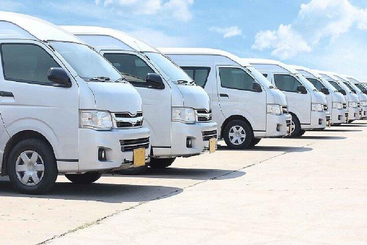 シェムリアップ空港からホテル、またはその逆の専用送迎