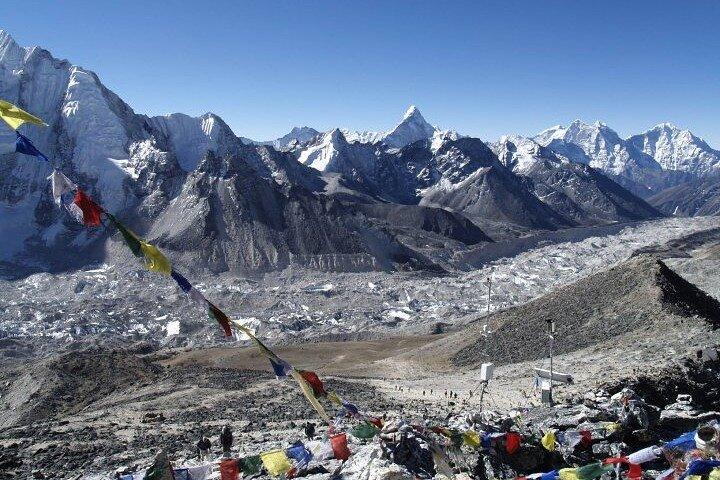 Besteigung des Lobuje Peak in Nepal