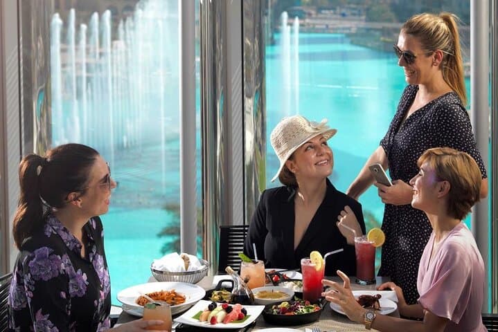 Dubai Night Tour: Burj Khalifa Ticket and The Burj Club Meal