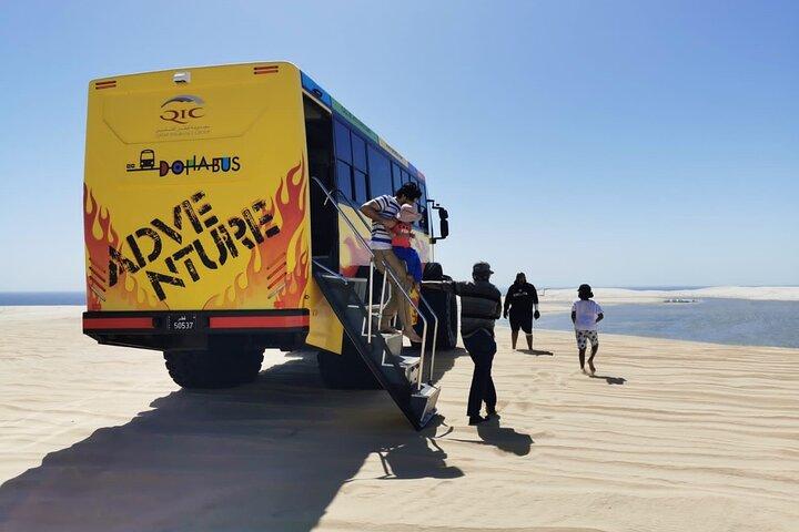 Monster Bus e Day Pass: avventura e lusso all'Al Majles Resort!