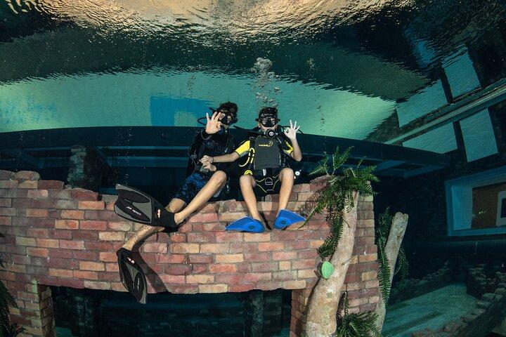 Dubai Deep Dive Snorkeling Experience with optional transfers