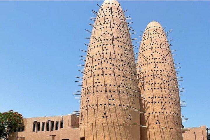 Privérondleiding door de stad met gecertificeerde gids in Doha