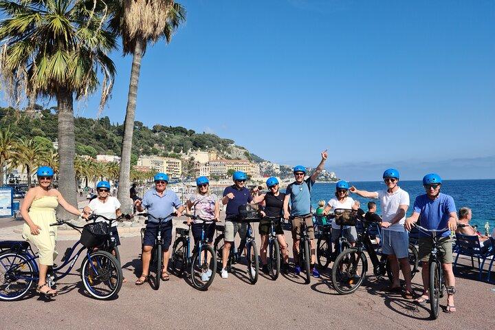Gita di un giorno: Nizza ad Antibes lungo il mare in bici elettrica