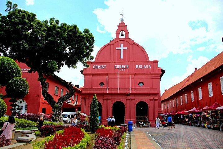 Historische Melaka Tagestour : St. Peter Kirche, Porta De Red Square