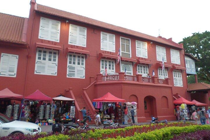 Historische Melaka Tagestour : St. Peter Kirche, Porta De Red Square