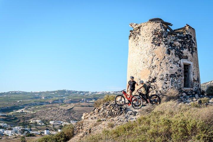 Alquiler de bicicletas eléctricas en Santorini