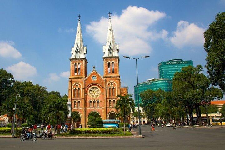 Ho Chi Minh City Highlights Tour