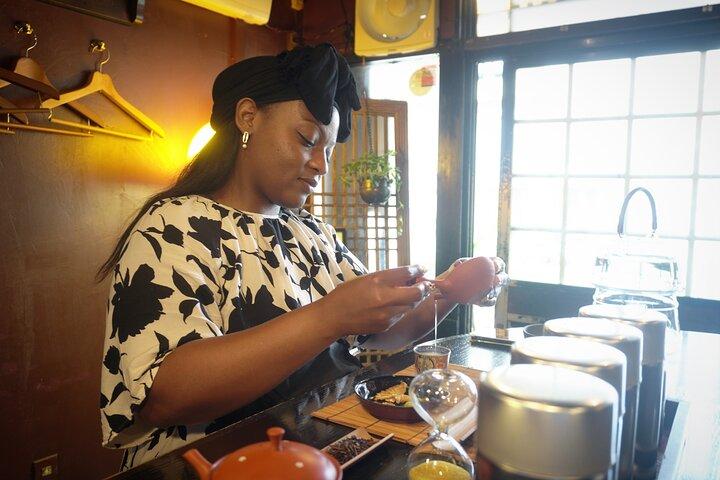 Experimentação de chá Japonês e Shochu em Osaka