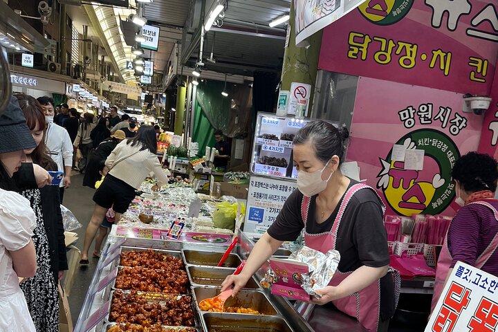 漢江ピクニック付き伝統市場でのソウル現地ツアー