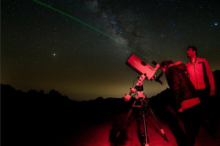 テイデ国立公園：天体写真で星空を眺める小グループ