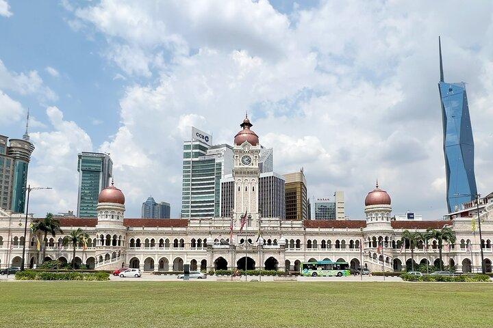 From Singapore: Private Kuala Lumpur / Malacca tour + SKY DINING